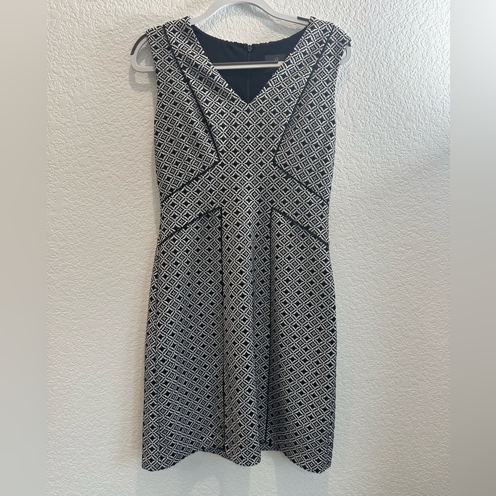 Adrianna Papell Black and White Sheath Midi Dress